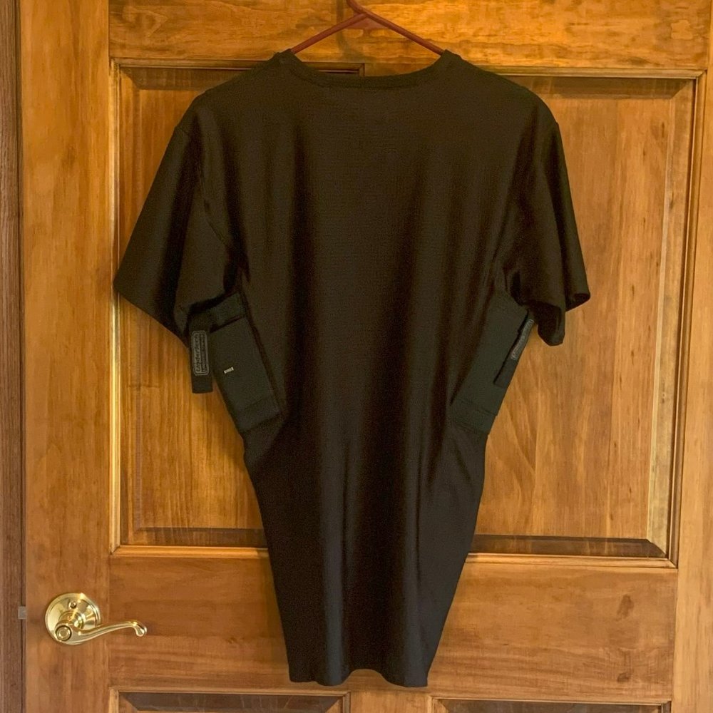 POLICE  UNDERCOVER CONCEALED CARRY T-SHIRT, XLARGE, NWOT